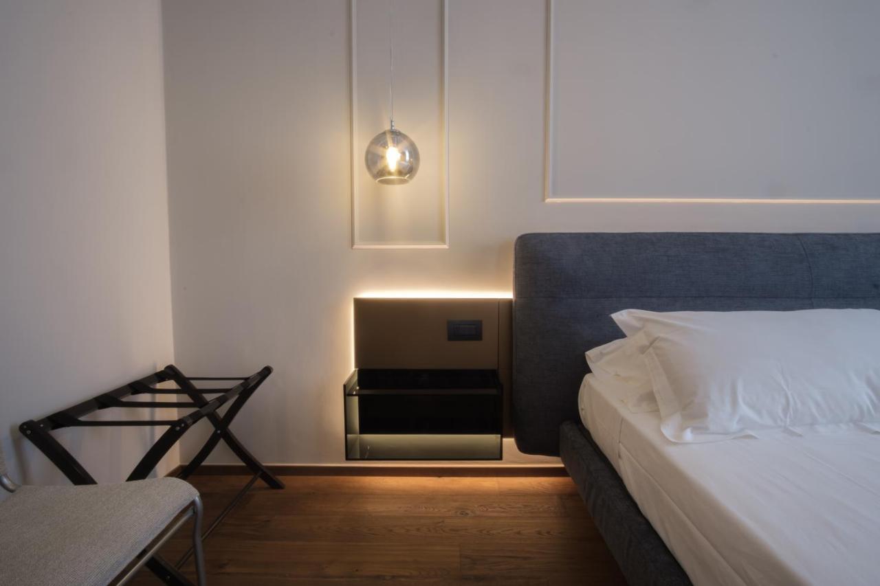 Palazzo Danisi Rooms&Suites Бари Экстерьер фото