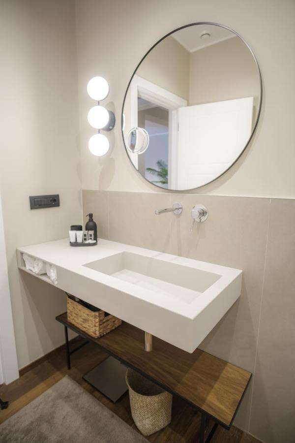 Palazzo Danisi Rooms&Suites Бари Экстерьер фото